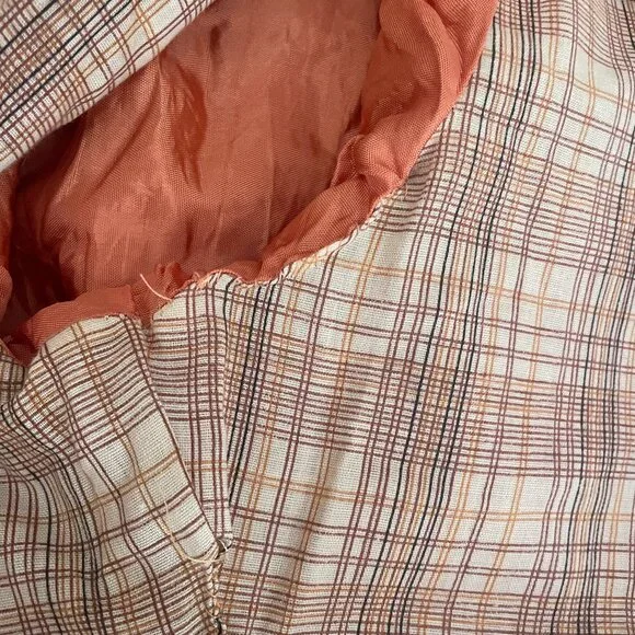 Peach Trench Coat Plaid Lining Size Medium - Picture 12 of 13